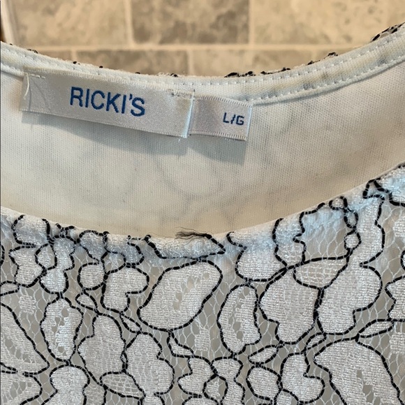 Ricki's Black and White Floral Lace cold shoulder top - Picture 2 of 5